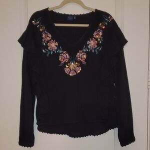 Kaari Blue, L, Black Embroidered Floral V-Neck Top